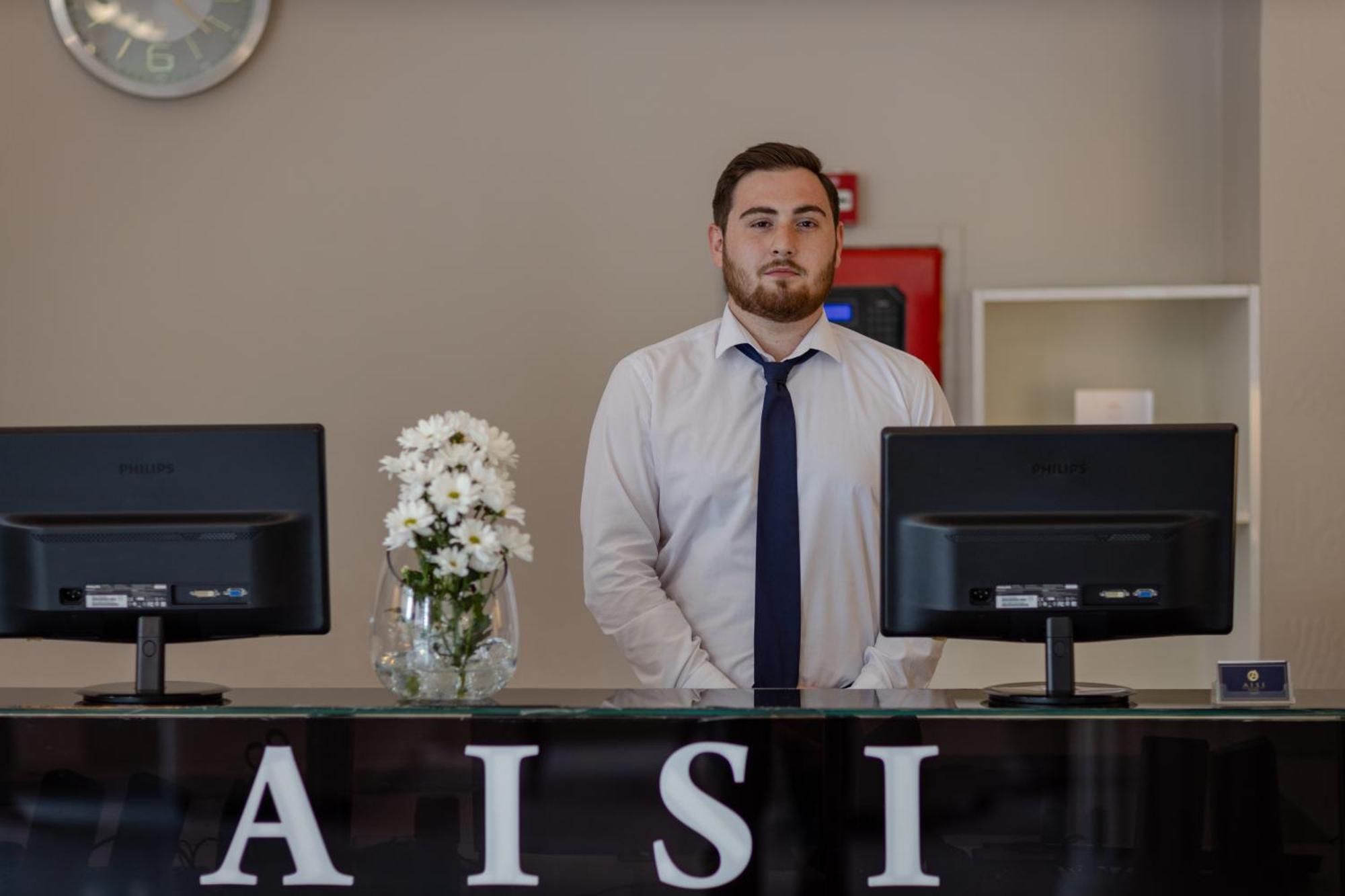 Hotel Aisi Batumi Esterno foto