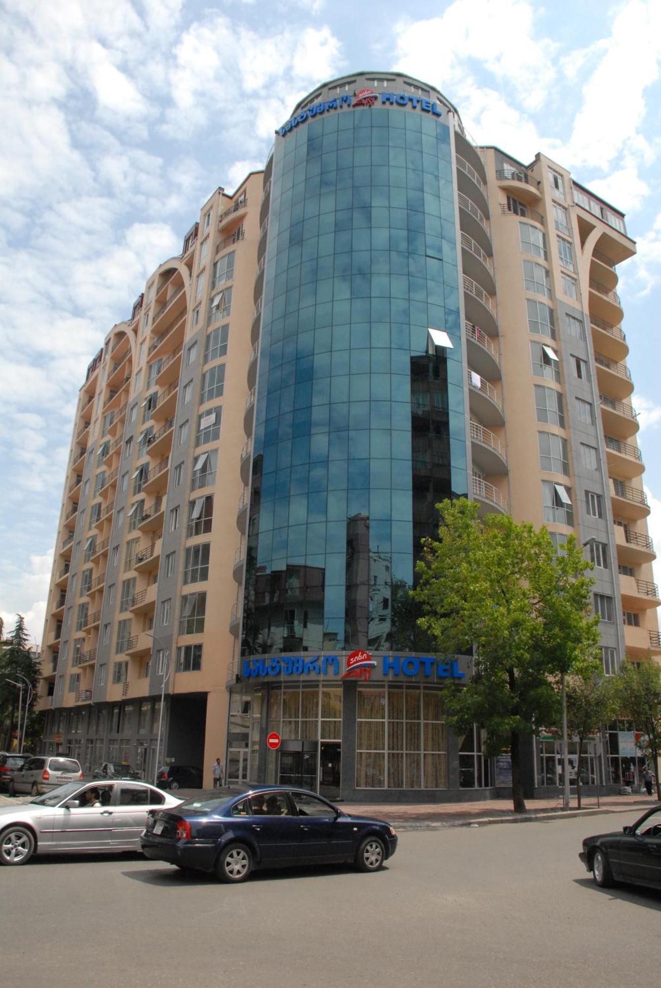 Hotel Aisi Batumi Esterno foto